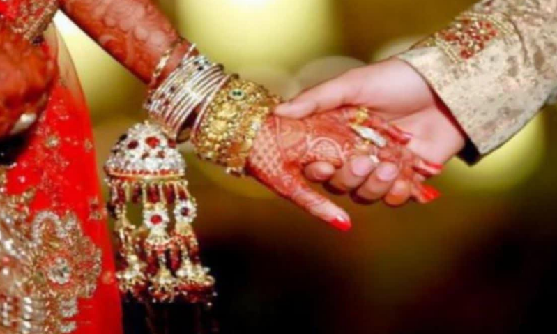बिना तलाक दिए पति पर दूसरी शादी करने का आरोप, पति और दूसरी पत्नी के खिलाफ मुकदमा दर्ज