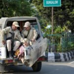 मणिपुर में हिंसा: उग्रवादियों ने तीन मैतेई लोगों की हत्या की, CM बंगले के बाहर प्रदर्शन